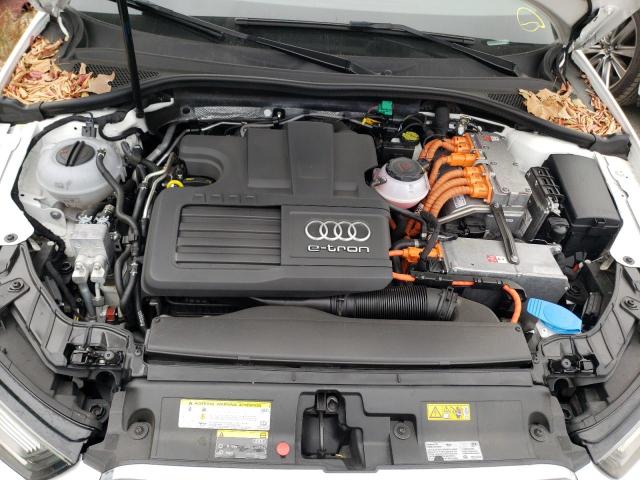 Photo 6 VIN: WAUSPBFF9GA060825 - AUDI A3 E-TRON 