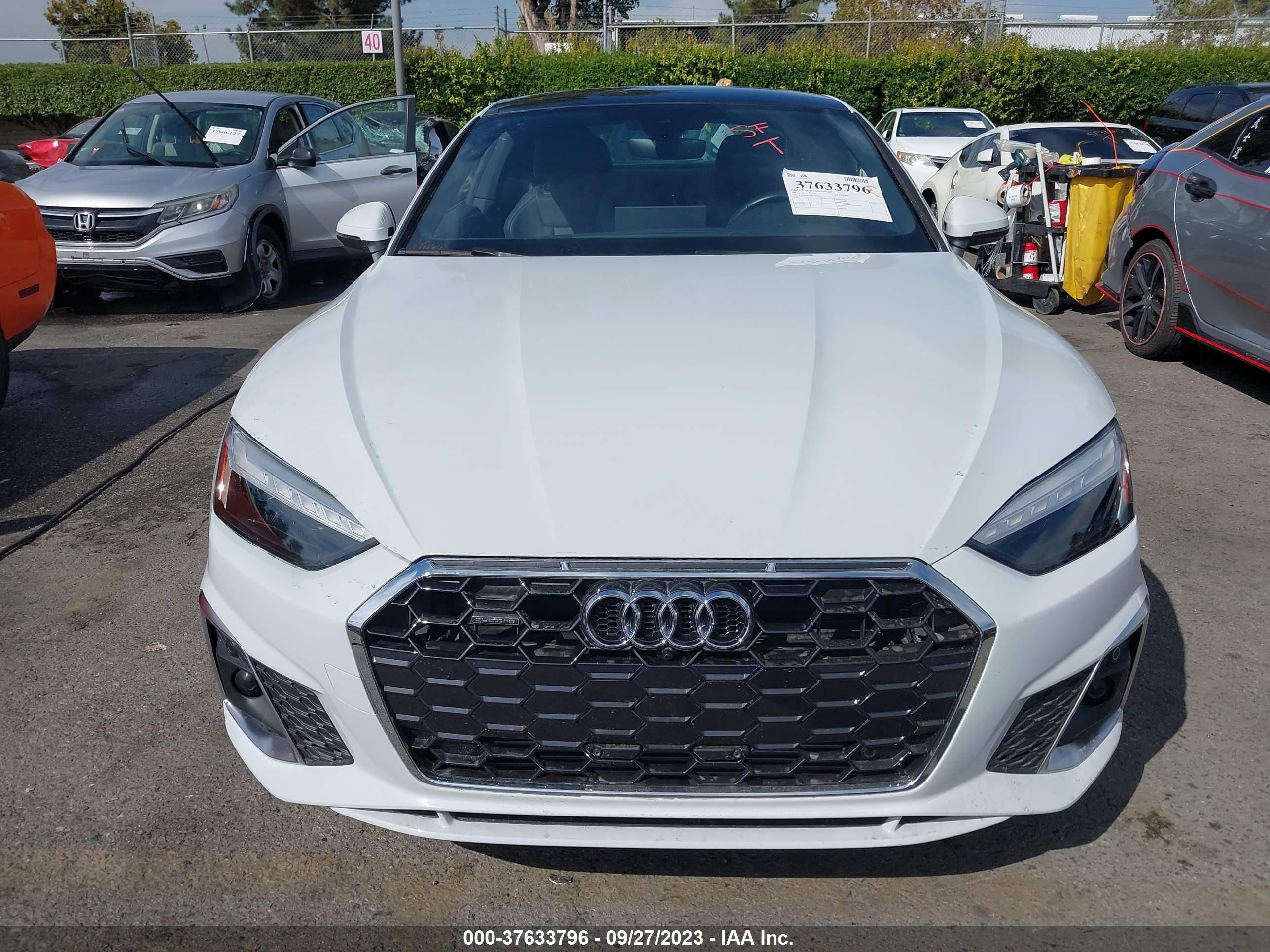 Photo 11 VIN: WAUTAAF50MA054267 - AUDI A5 