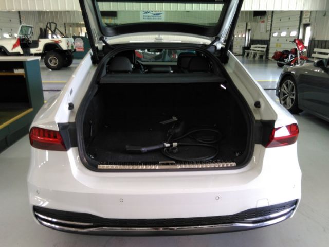 Photo 3 VIN: WAUTPBF26MN078088 - AUDI A7 