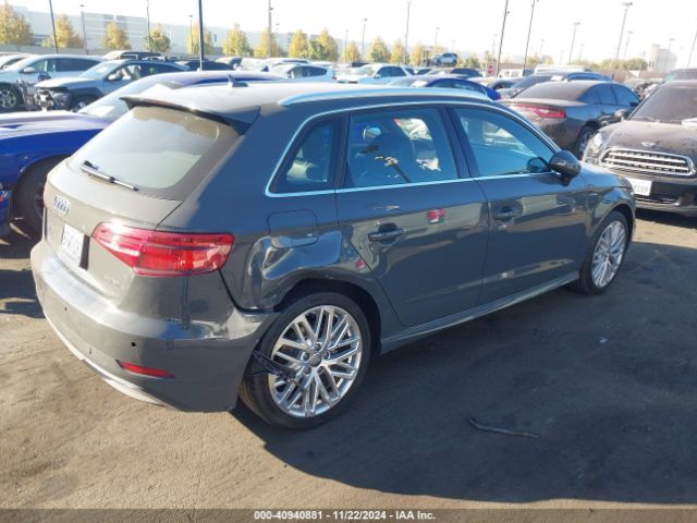 Photo 3 VIN: WAUTPBFF0JA154944 - AUDI A3 