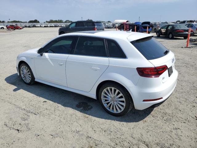 Photo 1 VIN: WAUTPBFF2GA164268 - AUDI A3 E-TRON 