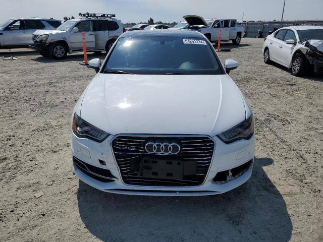 Photo 4 VIN: WAUTPBFF2GA164268 - AUDI A3 E-TRON 