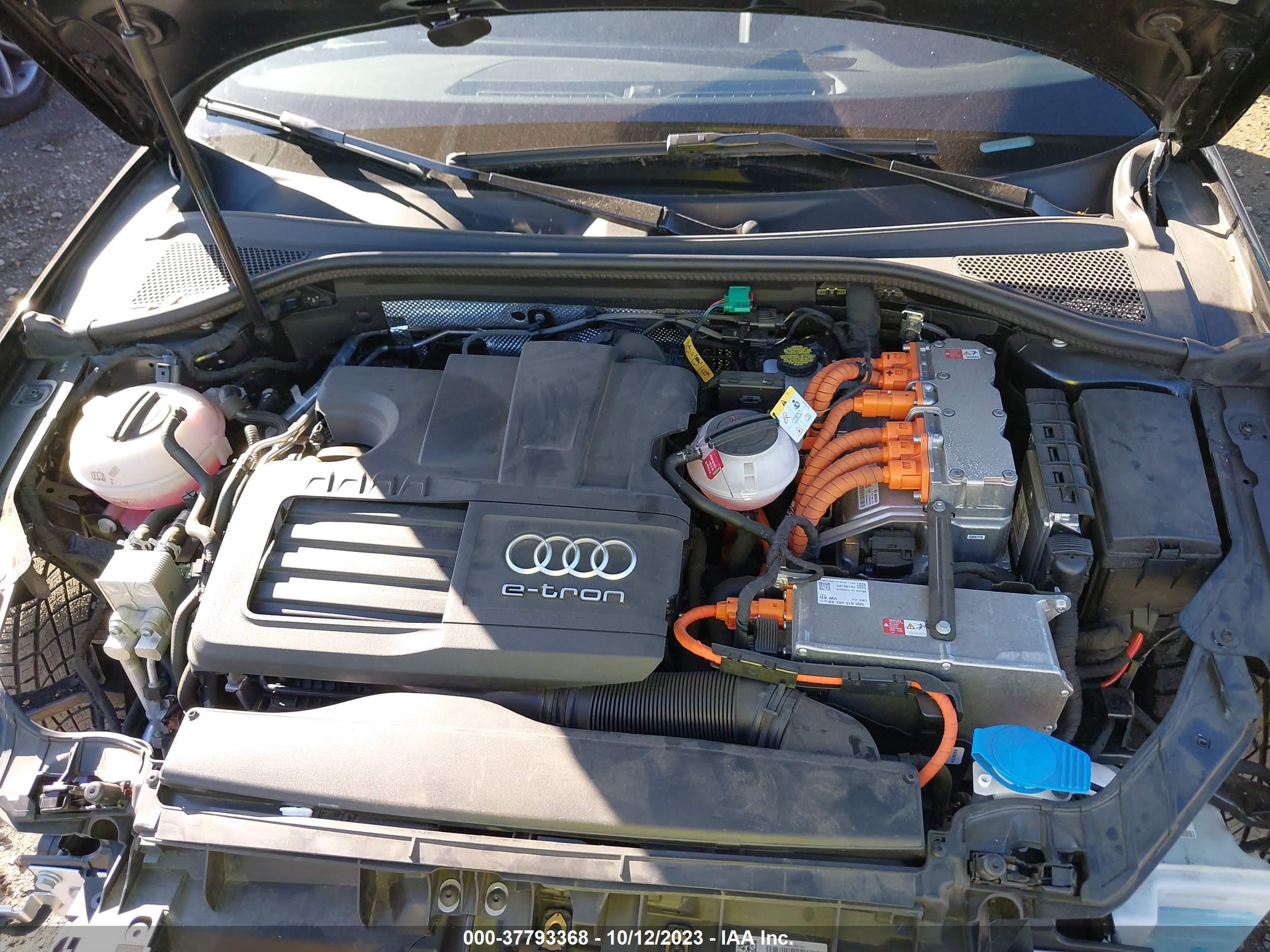 Photo 9 VIN: WAUTPBFF3GA121946 - AUDI A3 