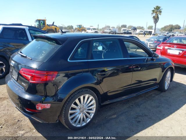 Photo 3 VIN: WAUTPBFF3HA045615 - AUDI A3 E-TRON 