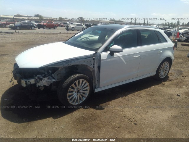 Photo 1 VIN: WAUTPBFF3HA064777 - AUDI A3 