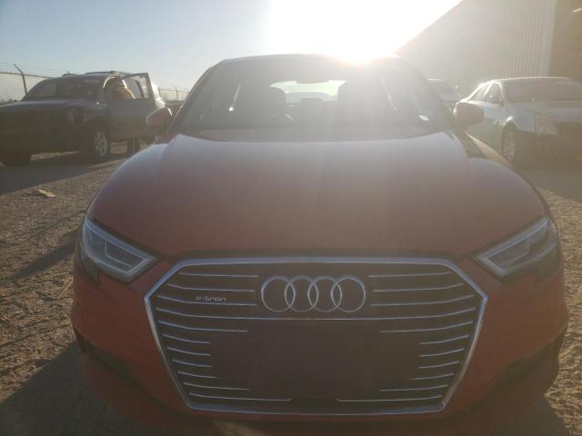 Photo 4 VIN: WAUTPBFF3HA068828 - AUDI A3 