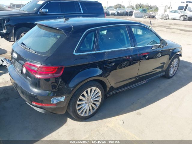 Photo 3 VIN: WAUTPBFF4GA100734 - AUDI A3 E-TRON 