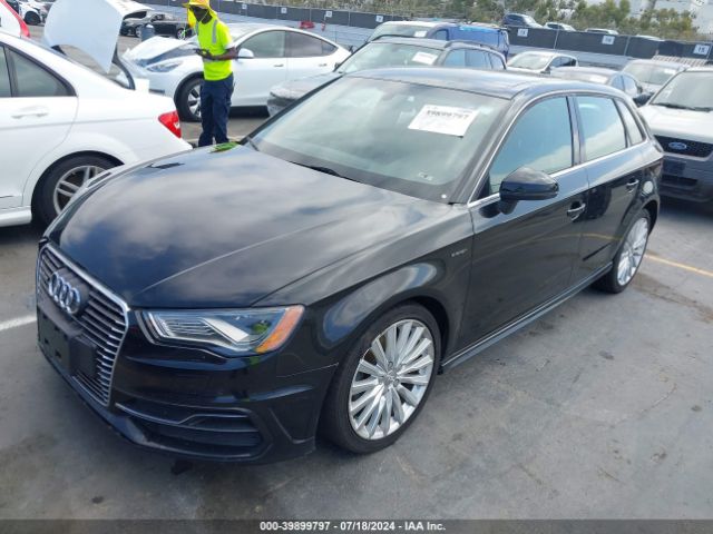 Photo 1 VIN: WAUTPBFF4GA112558 - AUDI A3 