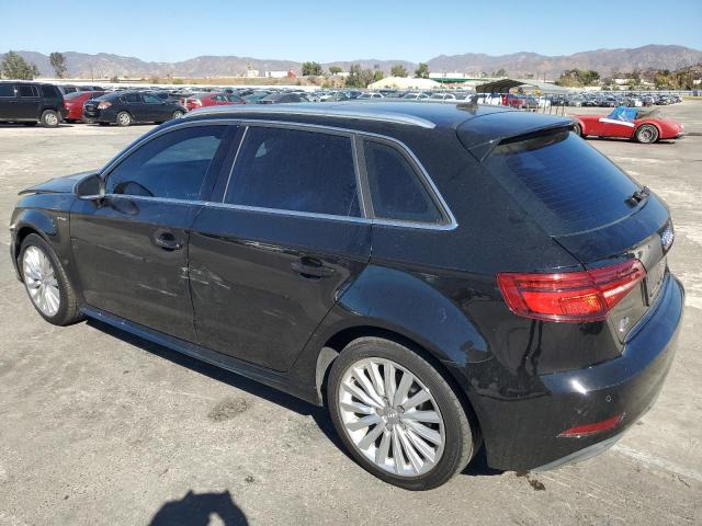 Photo 1 VIN: WAUTPBFF8HA043990 - AUDI A3 E-TRON 