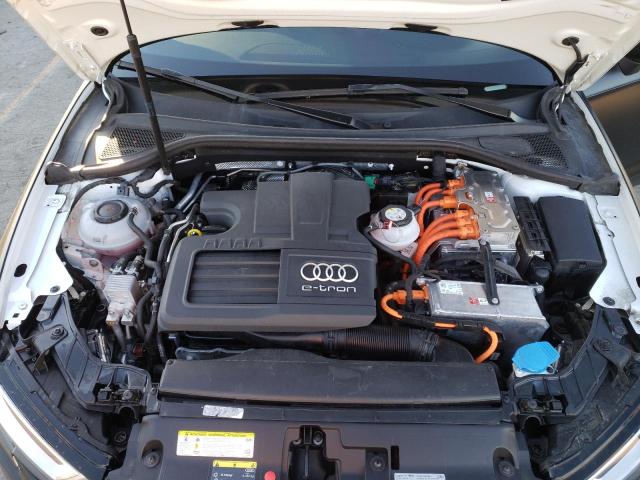 Photo 11 VIN: WAUTPBFFXJA077418 - AUDI A3 