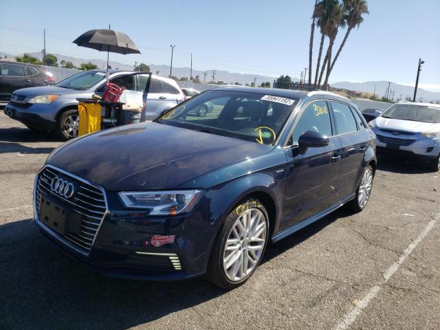 Photo 1 VIN: WAUUPBFF0JA154737 - AUDI A3 E-TRON 