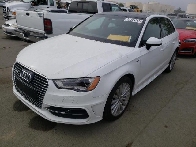 Photo 1 VIN: WAUUPBFF3GA116105 - AUDI A3 E-TRON 