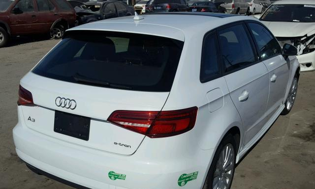 Photo 3 VIN: WAUUPBFF3HA132709 - AUDI A3 