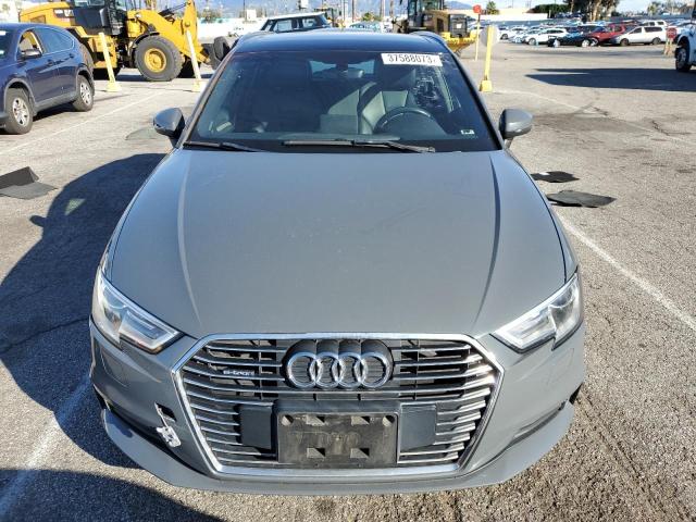 Photo 4 VIN: WAUUPBFF8HA147741 - AUDI A3 E-TRON 