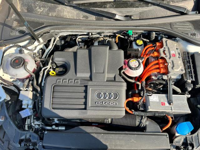 Photo 6 VIN: WAUUPBFFXJA079285 - AUDI A3 E-TRON 