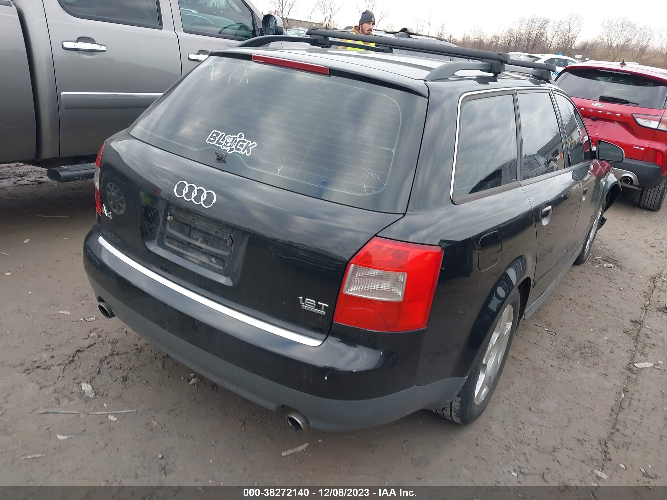 Photo 3 VIN: WAUVC68E33A212256 - AUDI A4 