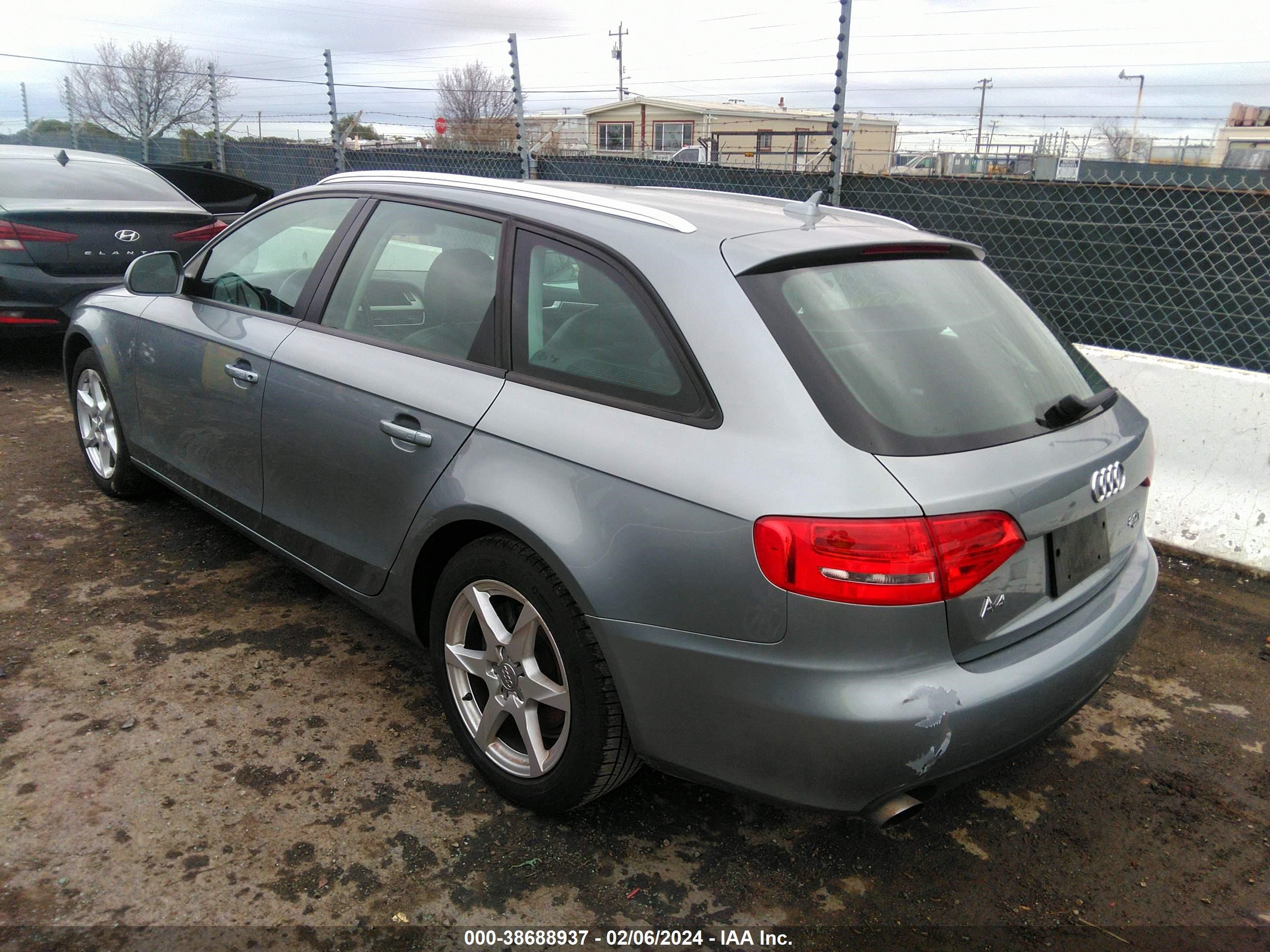 Photo 2 VIN: WAUVF78K59A177568 - AUDI A4 