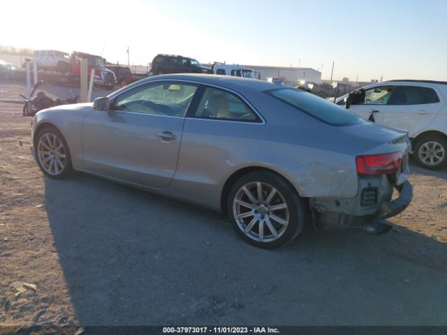 Photo 2 VIN: WAUVFAFR2BA022981 - AUDI A5 