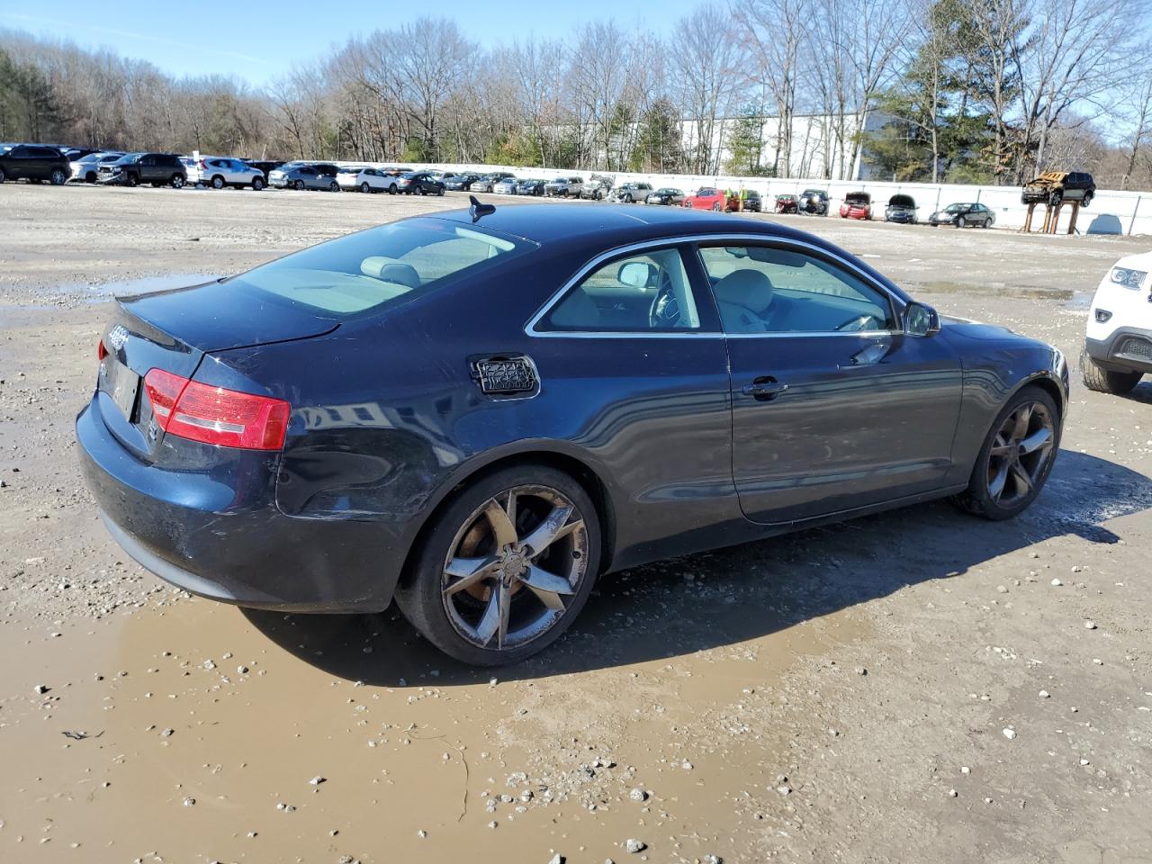 Photo 2 VIN: WAUVFAFR6AA040060 - AUDI A5 