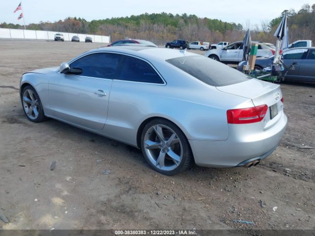 Photo 2 VIN: WAUVFAFR6CA020989 - AUDI A5 