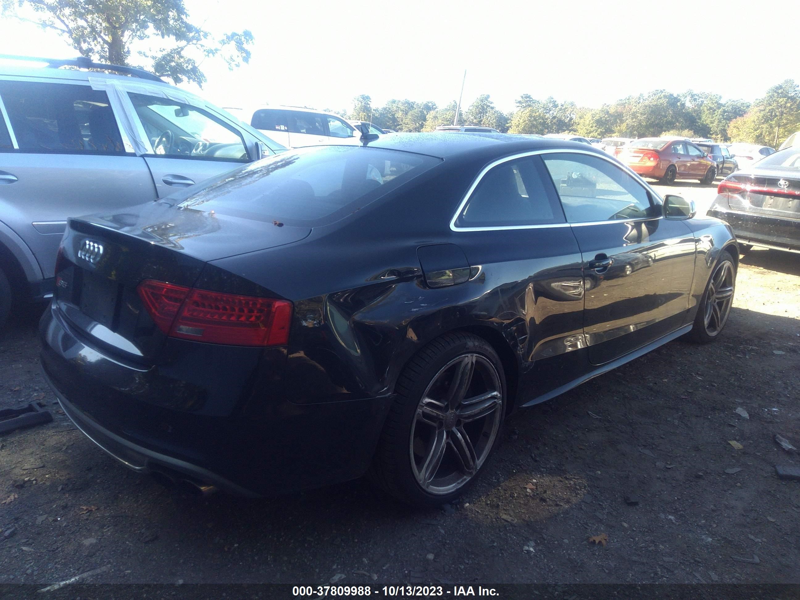 Photo 5 VIN: WAUVGAFRXDA002154 - AUDI S5 