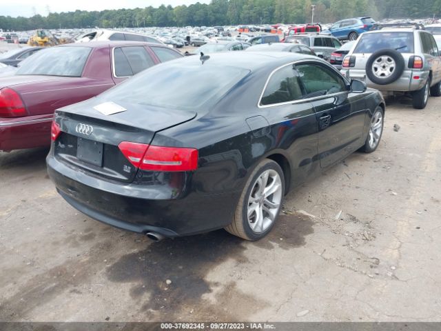 Photo 3 VIN: WAUVKAFR3AA056325 - AUDI A5 