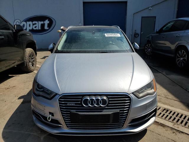 Photo 4 VIN: WAUVPBFF9GA130305 - AUDI A3 E-TRON 