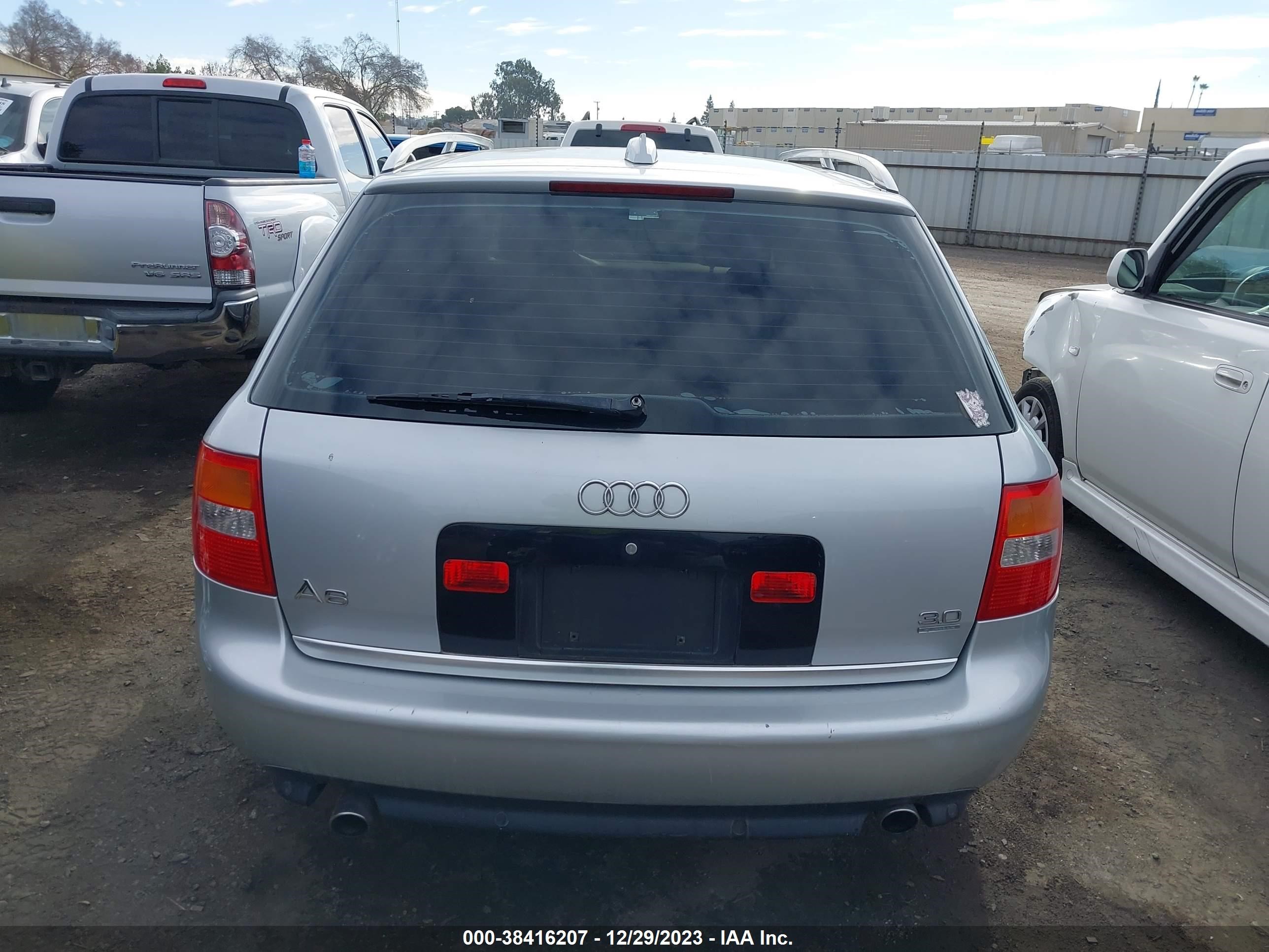 Photo 15 VIN: WAUVT64B24N092651 - AUDI A6 