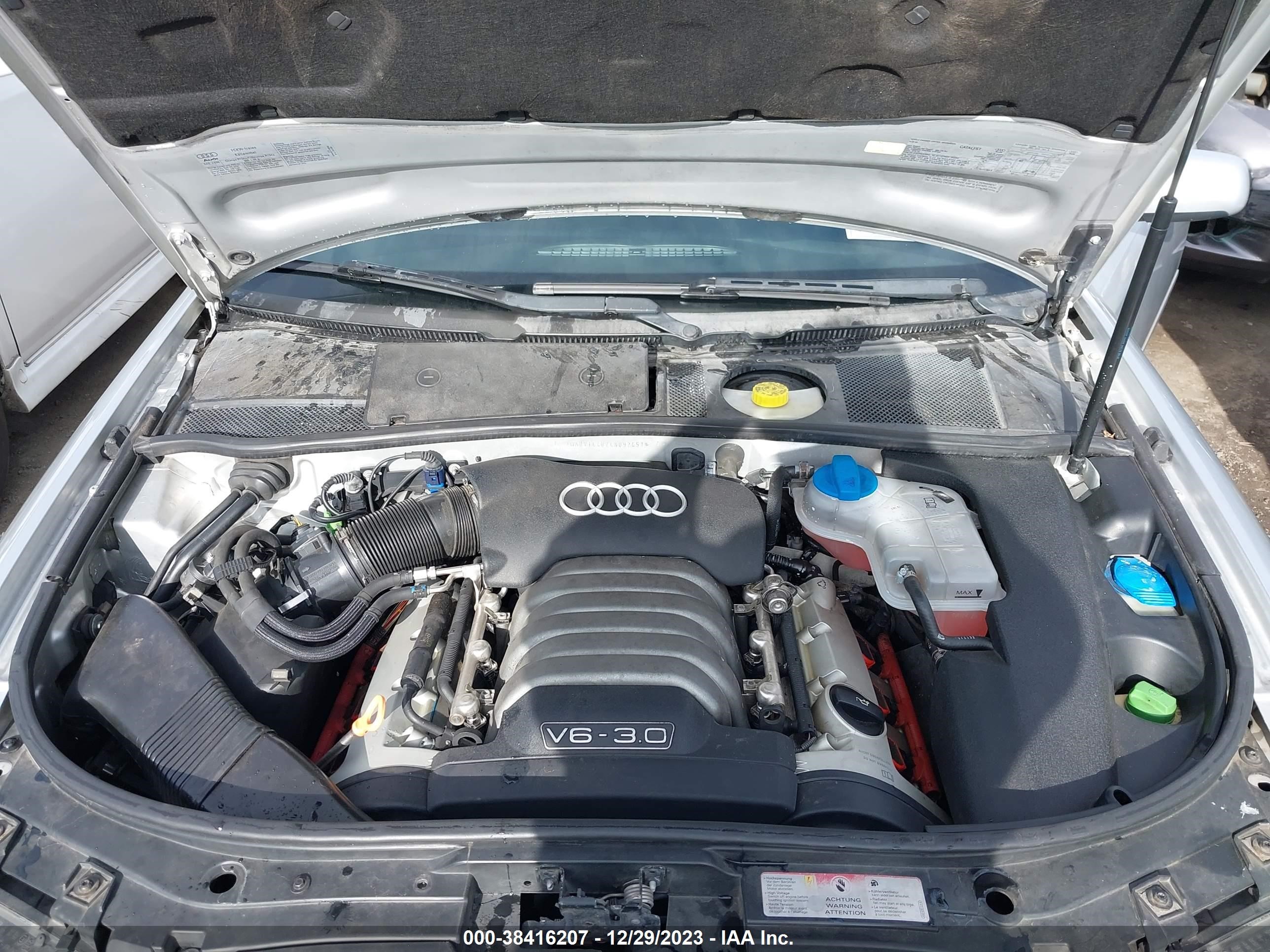 Photo 9 VIN: WAUVT64B24N092651 - AUDI A6 