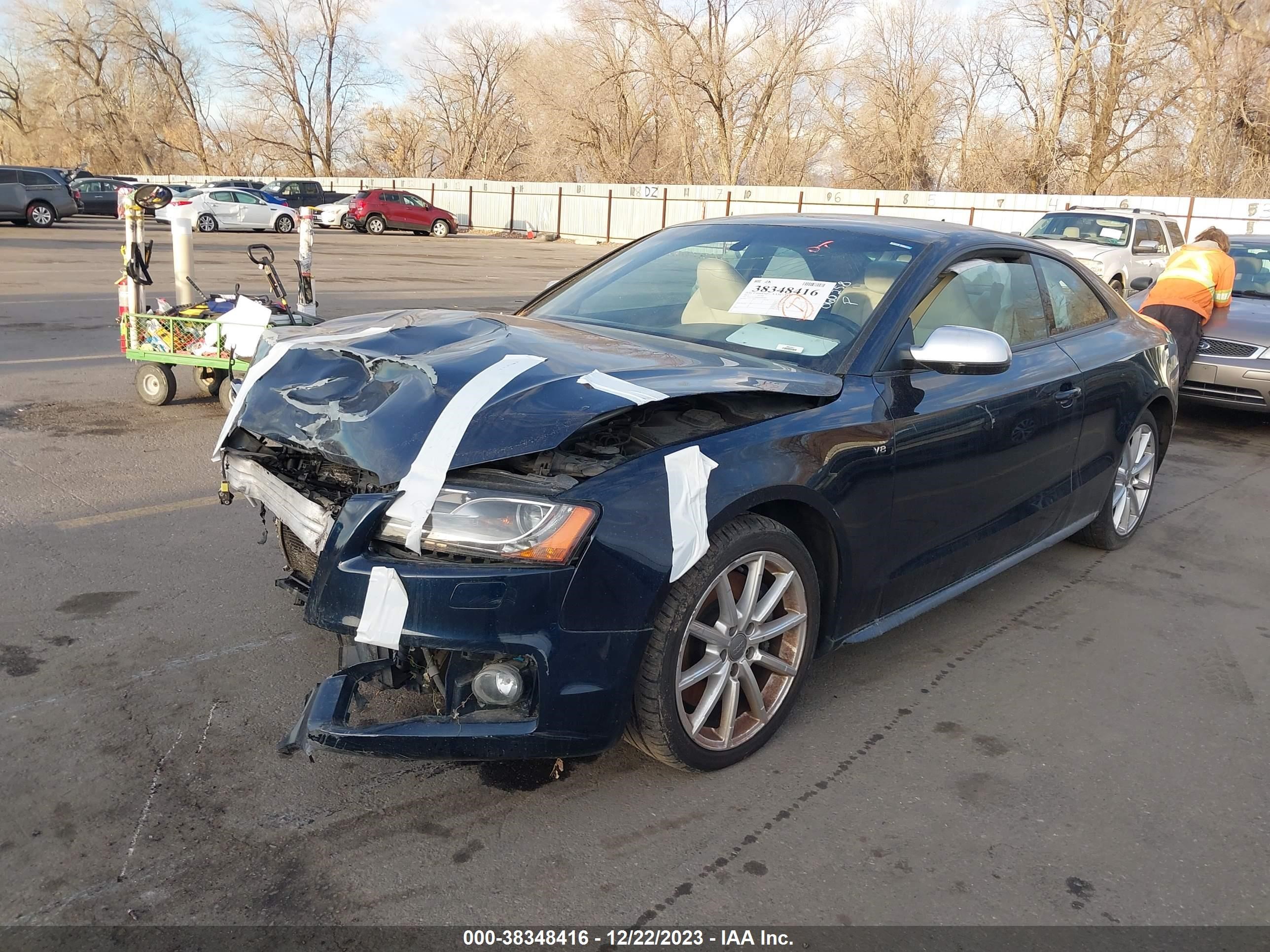 Photo 1 VIN: WAUVVAFR0BA060258 - AUDI S5 