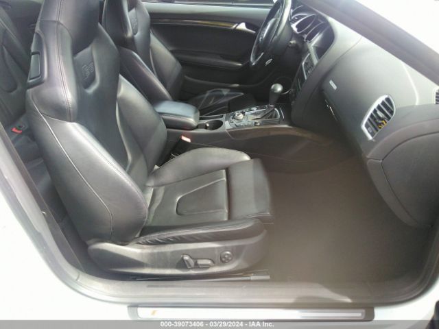 Photo 4 VIN: WAUVVAFR0BA072569 - AUDI S5 