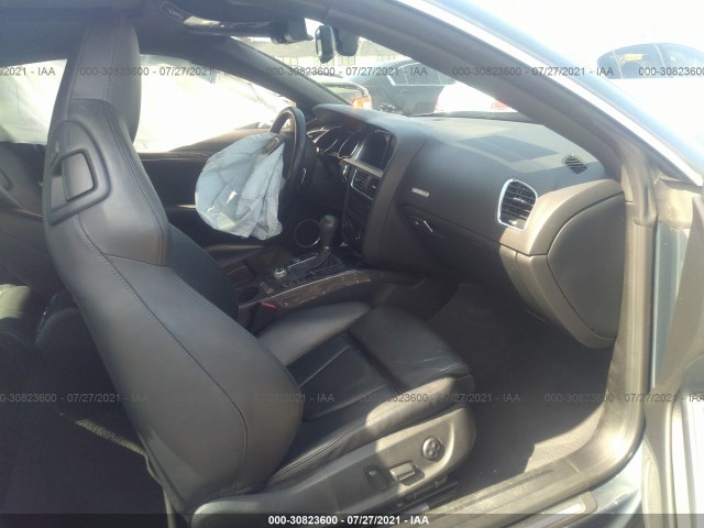 Photo 4 VIN: WAUVVAFR3BA026668 - AUDI S5 