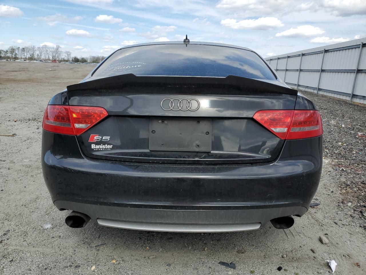 Photo 5 VIN: WAUVVAFR4AA009926 - AUDI RS5 