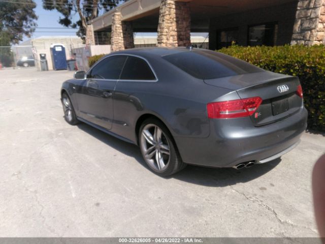 Photo 2 VIN: WAUVVAFR5CA013115 - AUDI S5 