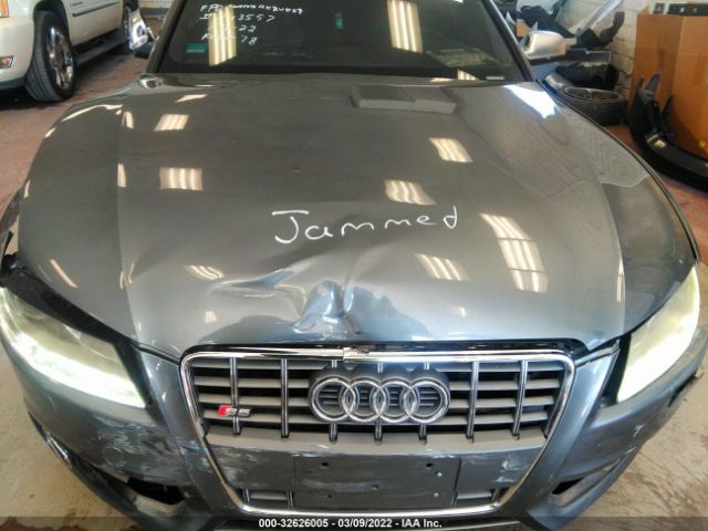 Photo 9 VIN: WAUVVAFR5CA013115 - AUDI S5 