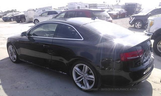 Photo 2 VIN: WAUVVAFR8CA006837 - AUDI RS5 