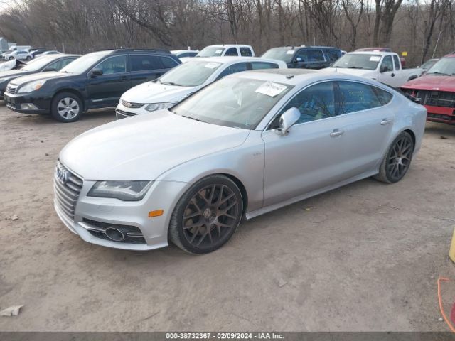 Photo 1 VIN: WAUW2AFC2DN113448 - AUDI S7 