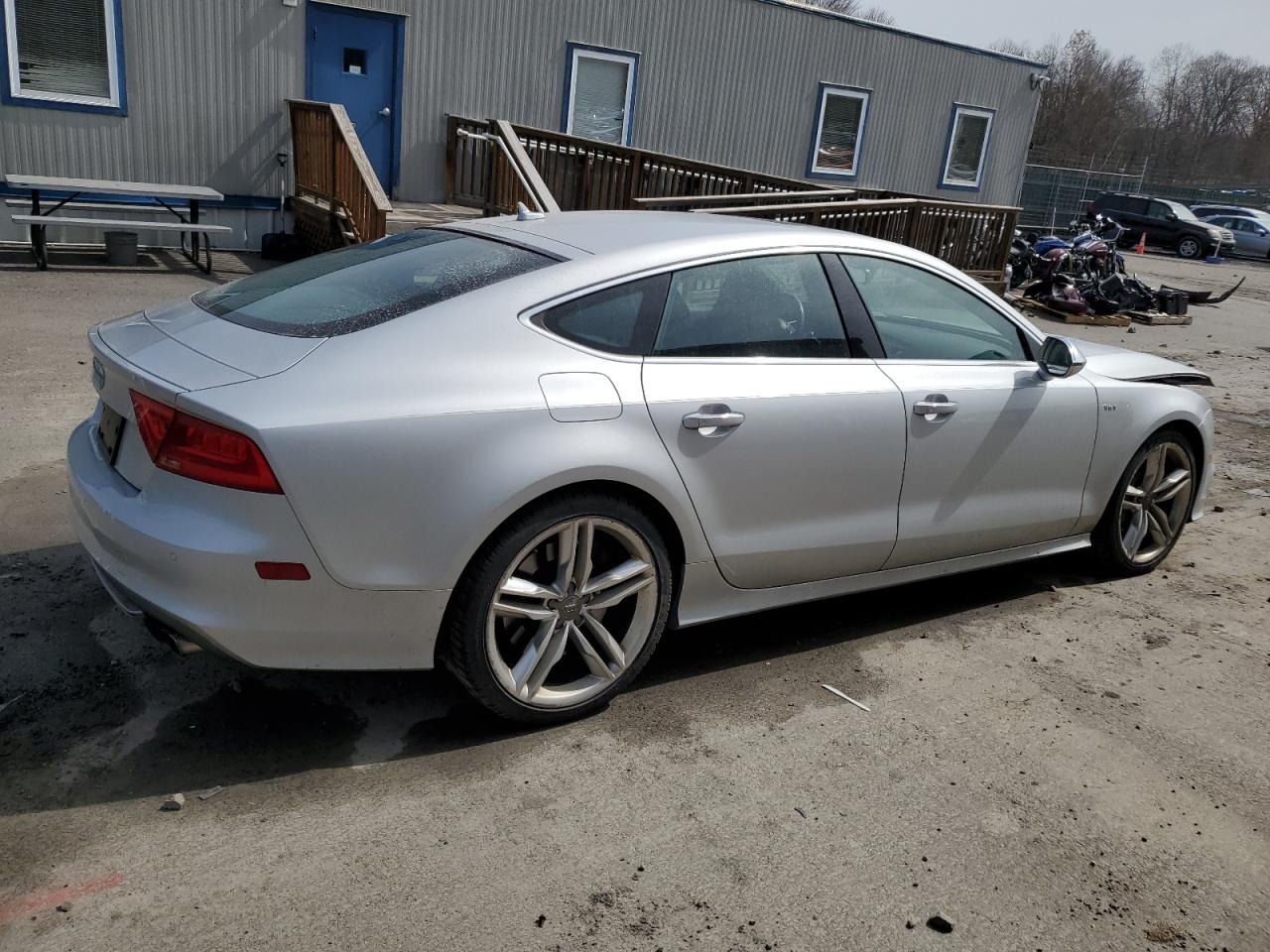 Photo 2 VIN: WAUW2AFC8FN023143 - AUDI S7 