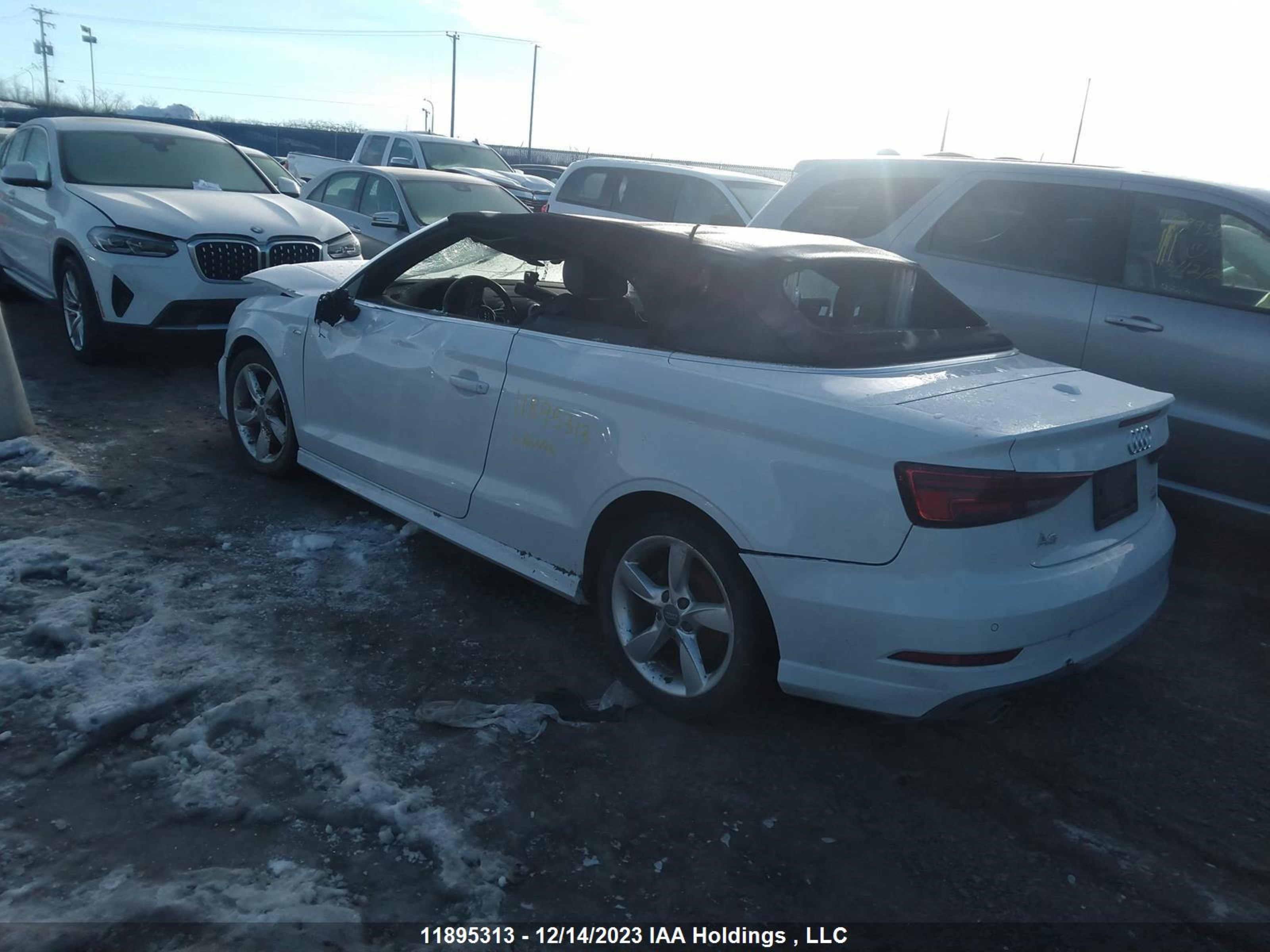 Photo 2 VIN: WAUW8LFF3J1047547 - AUDI A3 