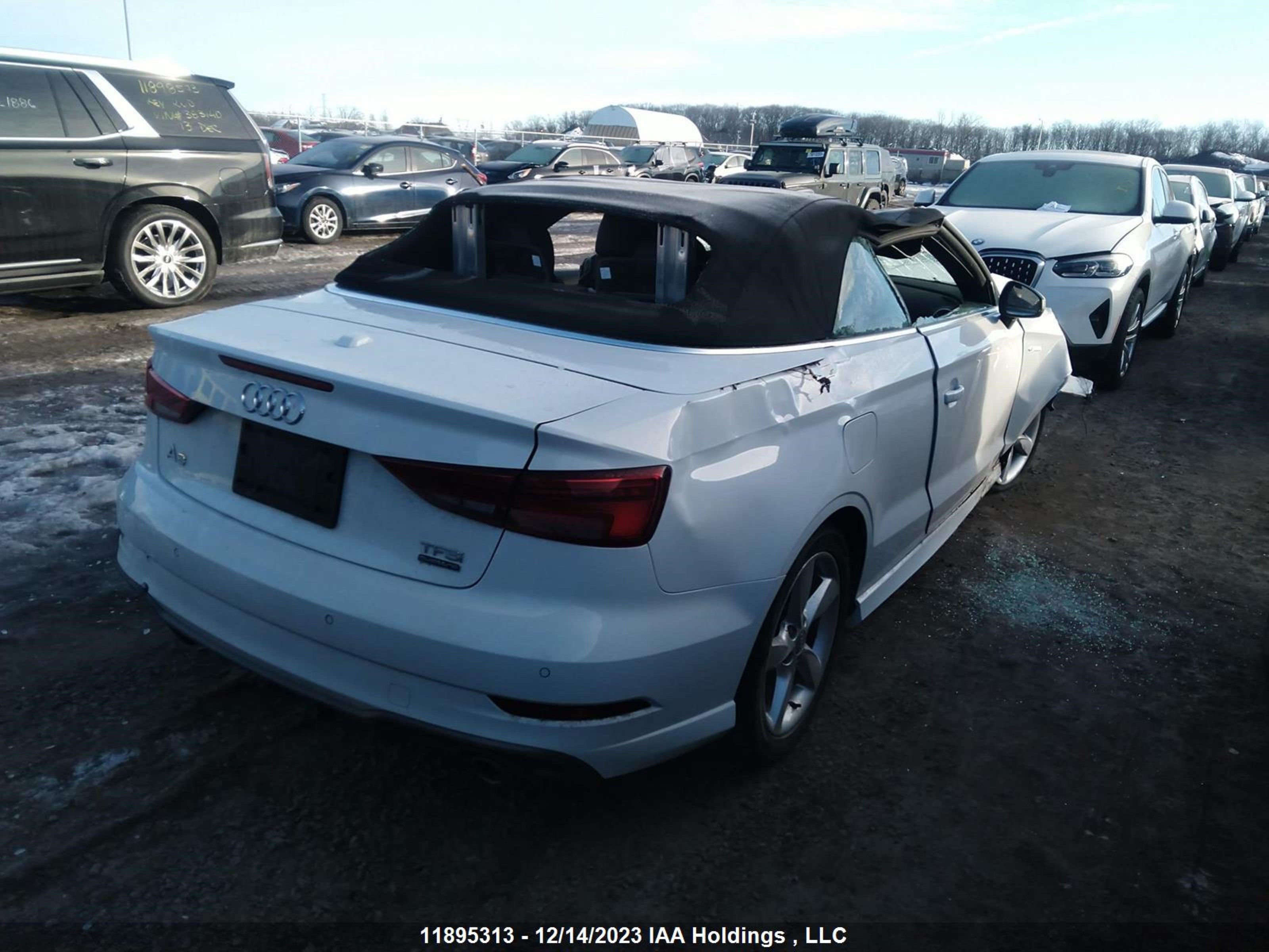 Photo 3 VIN: WAUW8LFF3J1047547 - AUDI A3 