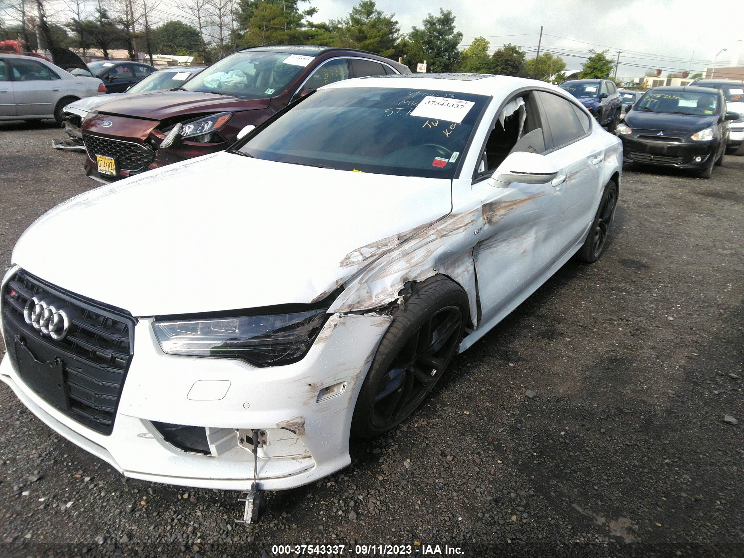 Photo 1 VIN: WAUWFAFC2HN065542 - AUDI S7 