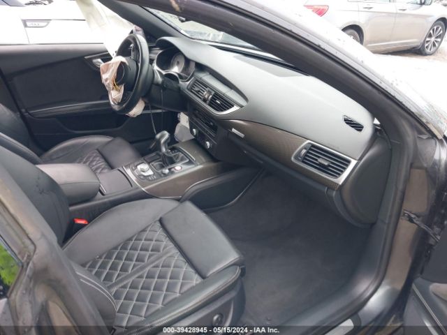 Photo 4 VIN: WAUWFAFC6JN022277 - AUDI S7 