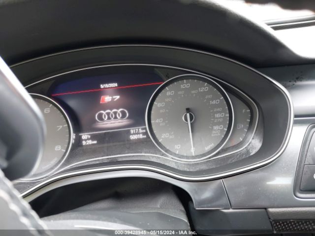 Photo 6 VIN: WAUWFAFC6JN022277 - AUDI S7 