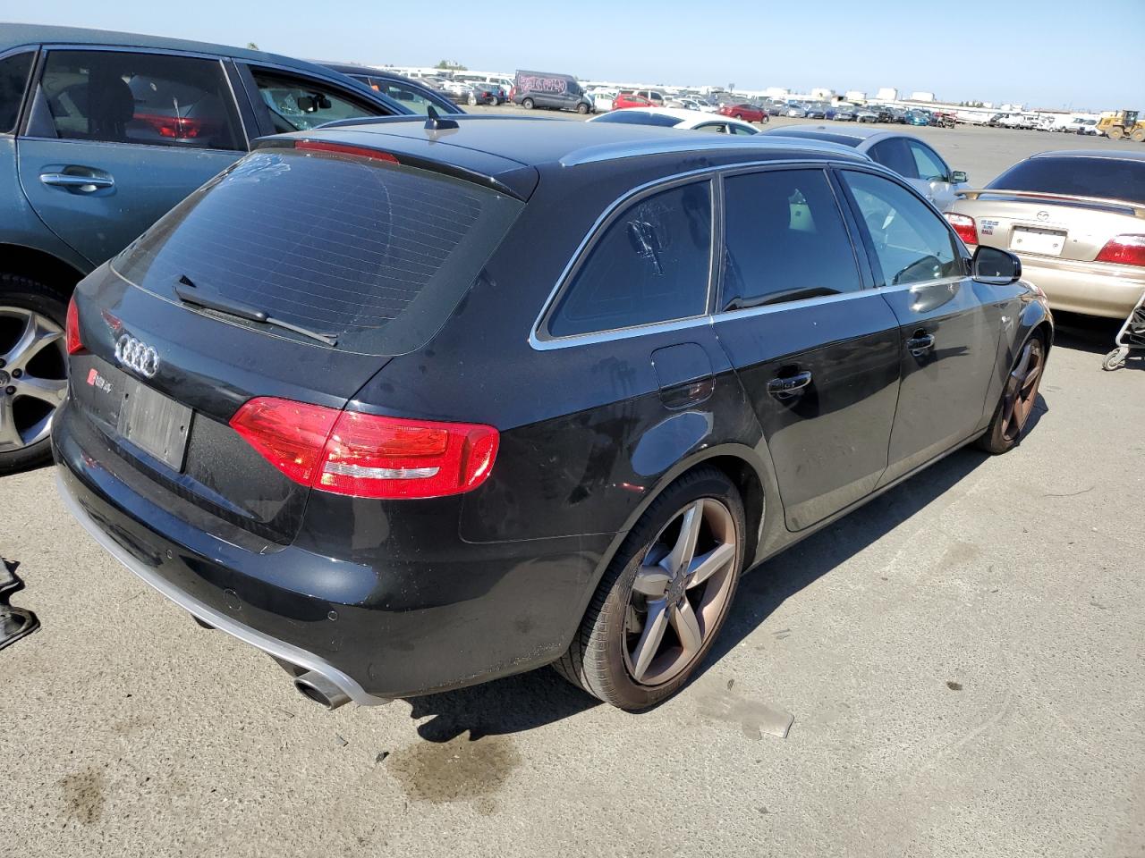 Photo 2 VIN: WAUWFAFL3BA054788 - AUDI A4 