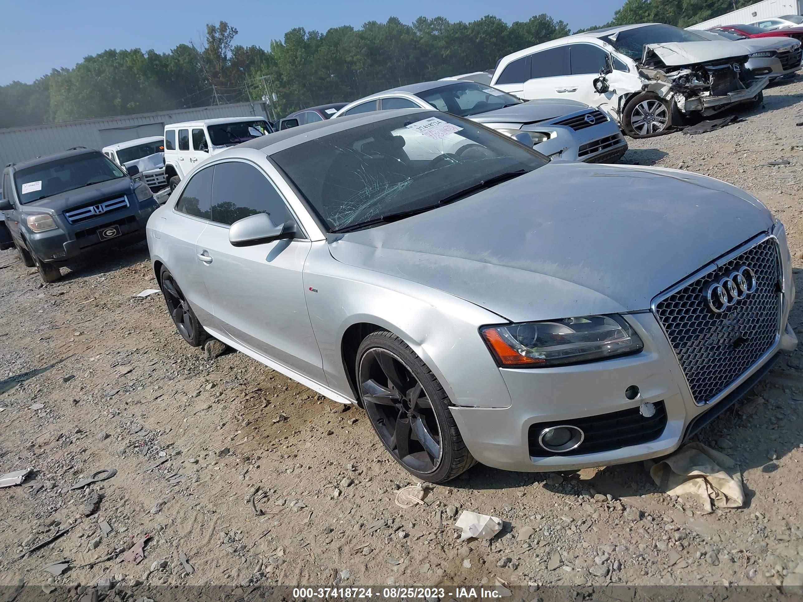 Photo 0 VIN: WAUWFAFR6BA075512 - AUDI A5 