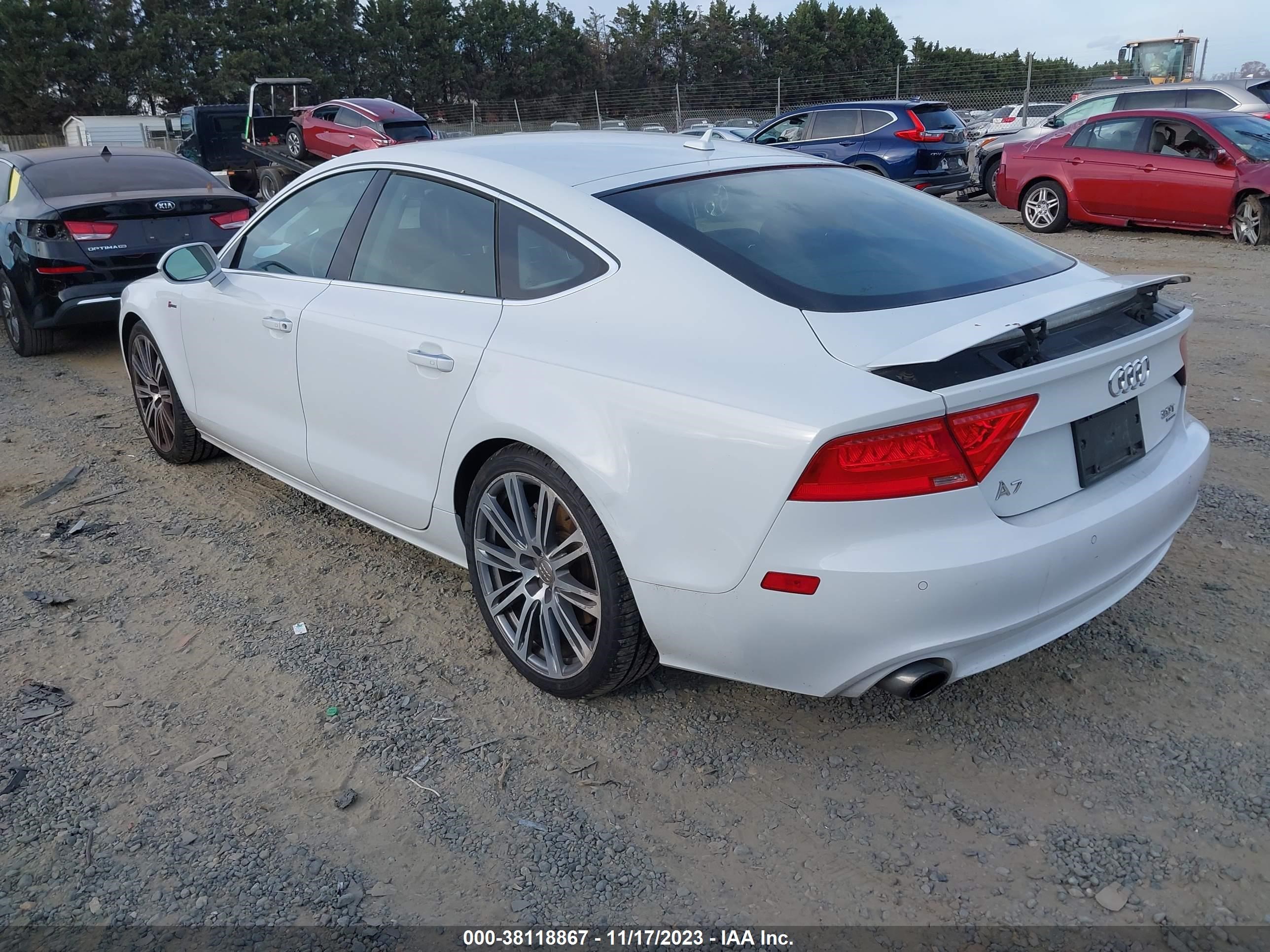 Photo 2 VIN: WAUWGAFC6EN010911 - AUDI A7 