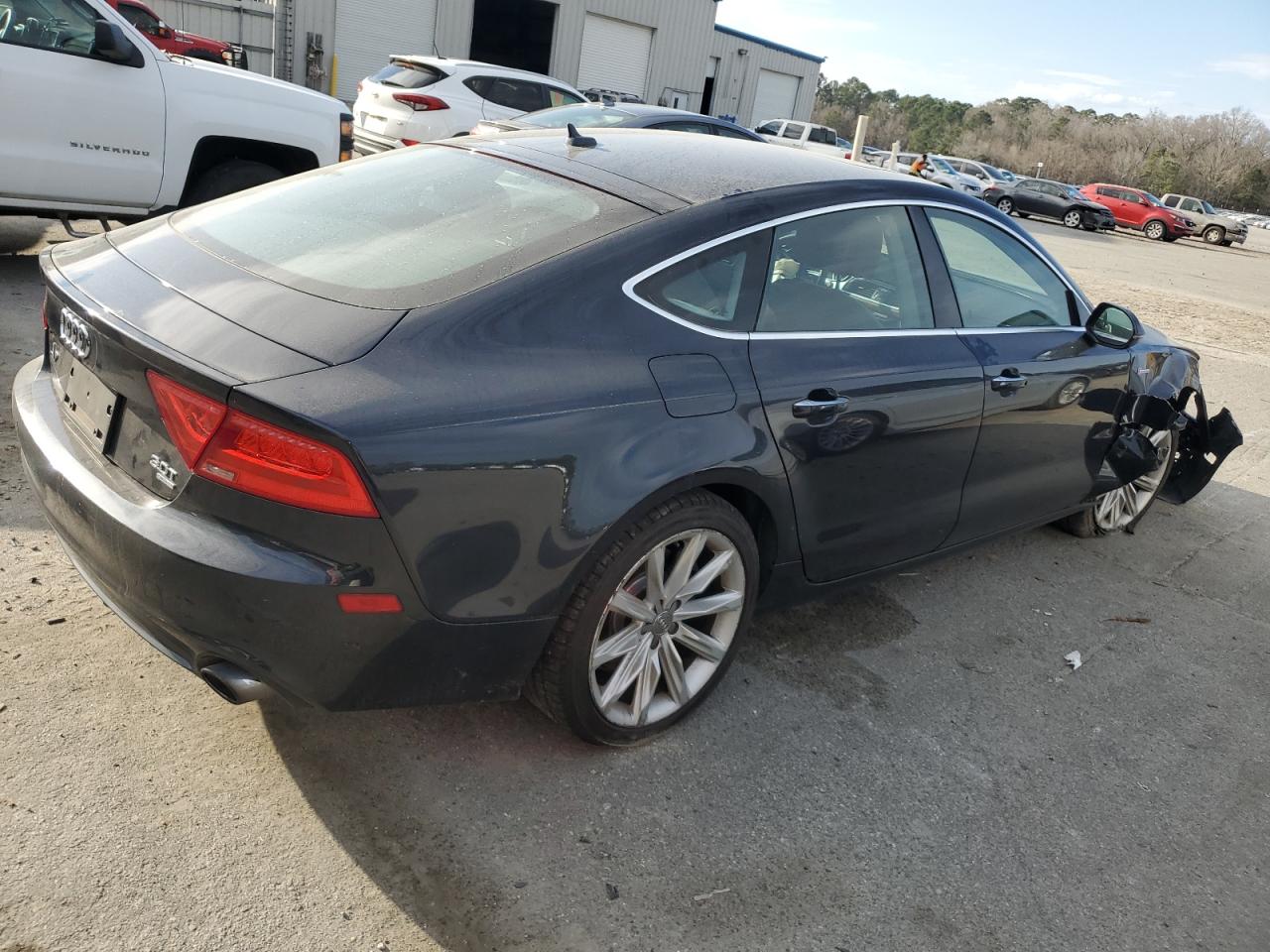 Photo 2 VIN: WAUYGAFC5DN065339 - AUDI A7 