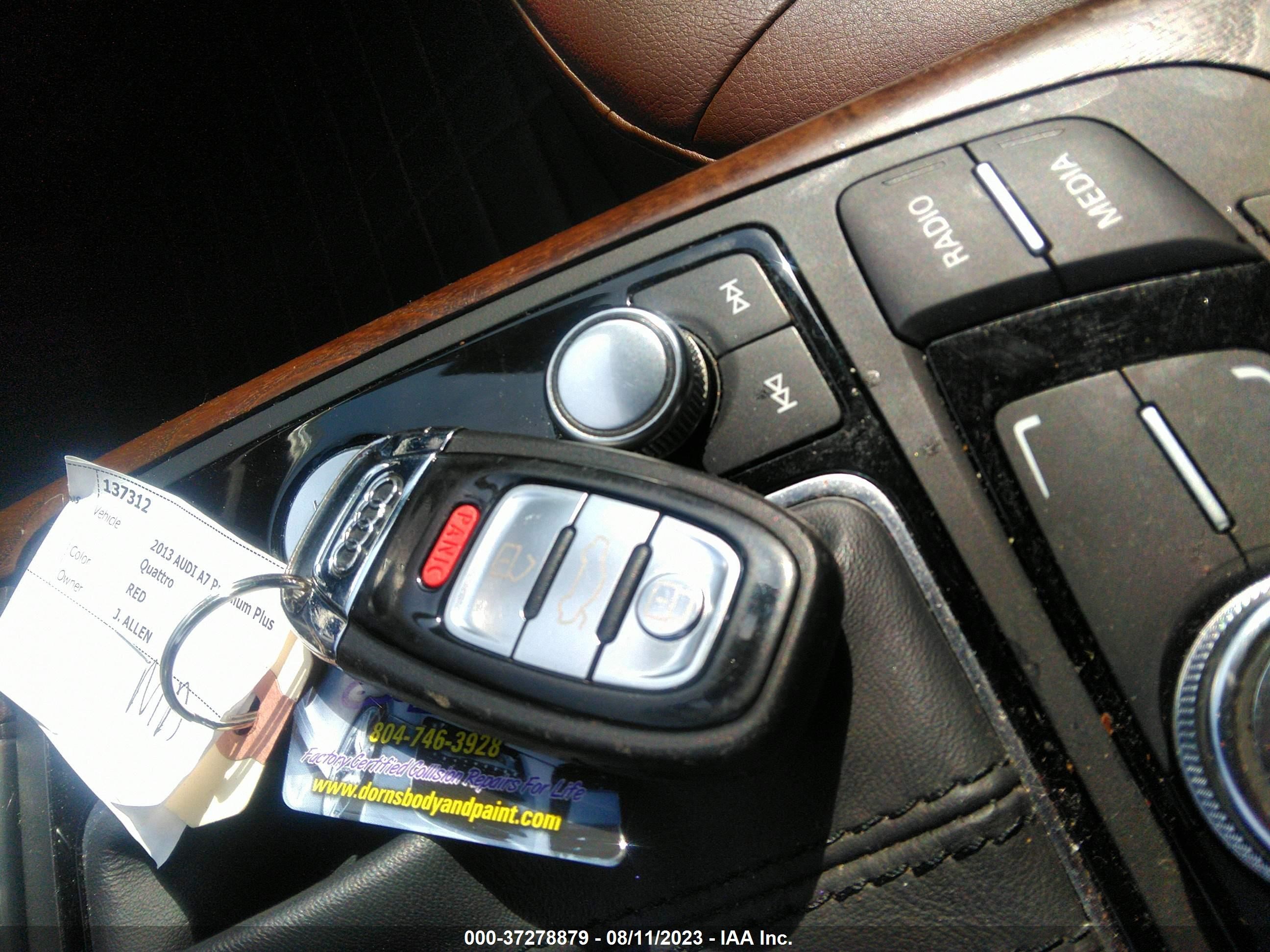 Photo 10 VIN: WAUYGBFC1DN054232 - AUDI A7 