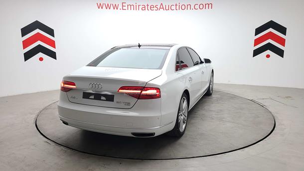 Photo 16 VIN: WAUYGBFD4FN006882 - AUDI A8 