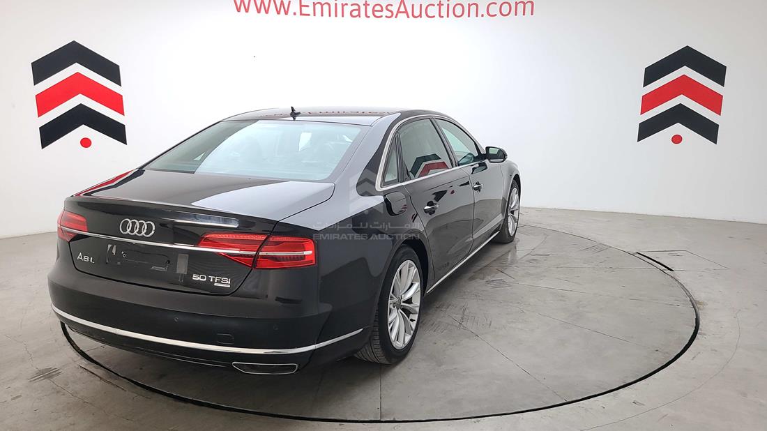 Photo 17 VIN: WAUYGBFDXGN000599 - AUDI A8 